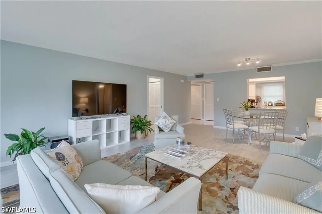 1960 Bald Eagle Drive Naples FL 34105