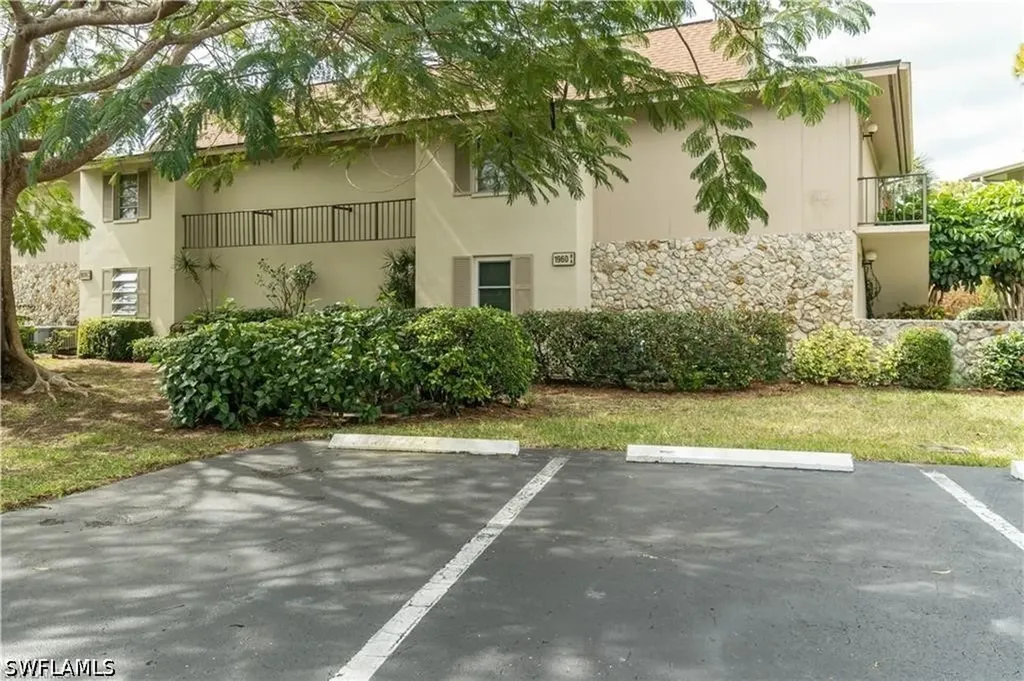 1960 Bald Eagle Drive Naples FL 34105