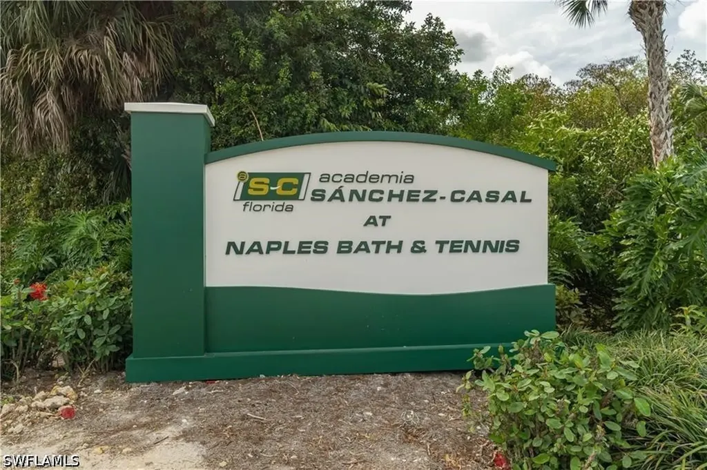 1960 Bald Eagle Drive Naples FL 34105