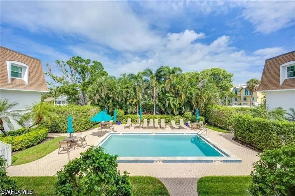 1222 Gordon Drive Naples FL 34102