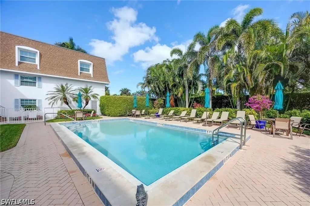 1222 Gordon Drive Naples FL 34102
