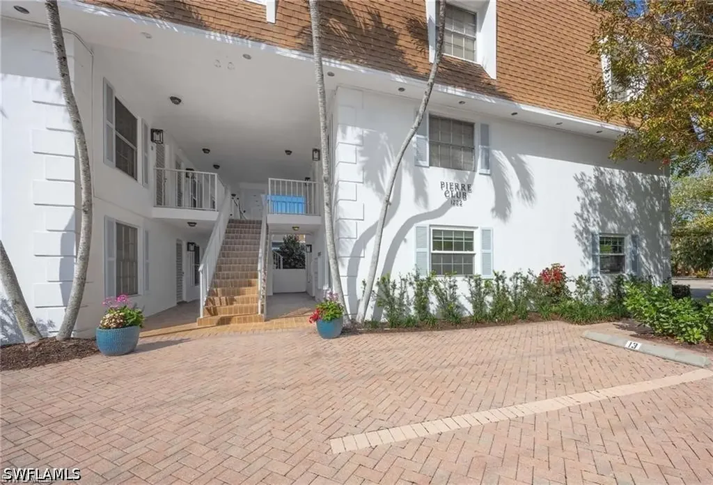 1222 Gordon Drive Naples FL 34102