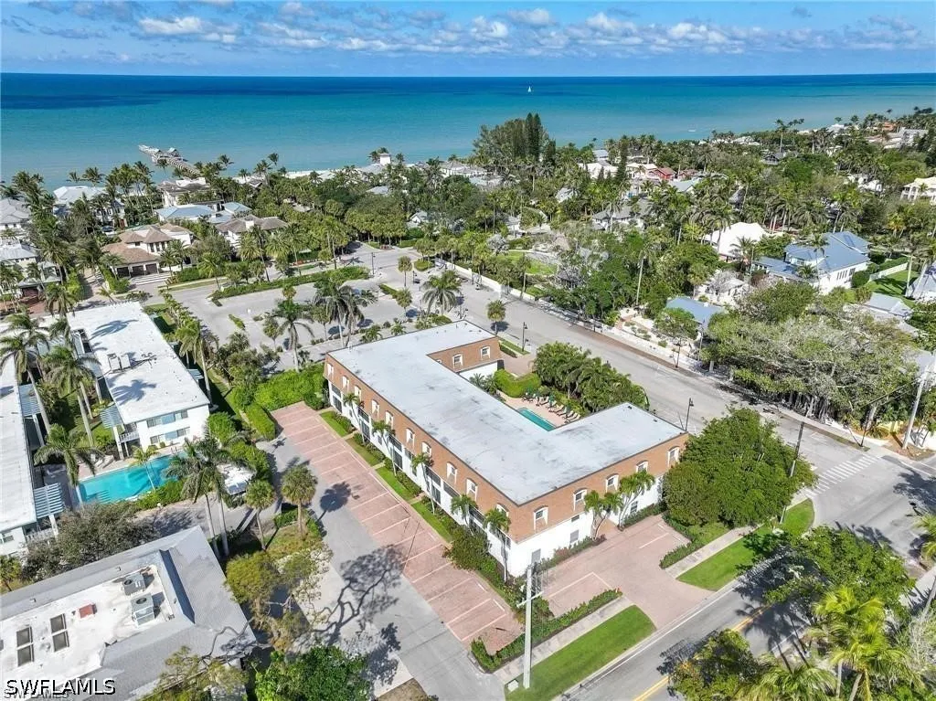 1222 Gordon Drive Naples FL 34102