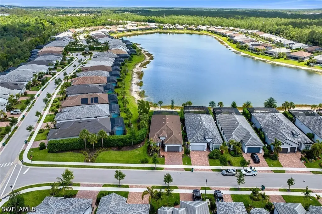 6787 Pennyroyal Drive Naples FL 34114