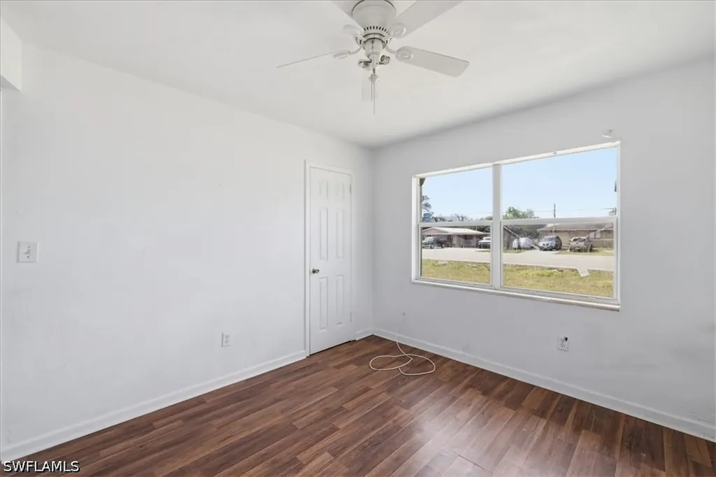 807 Leeland Heights Boulevard E Lehigh Acres FL 33936