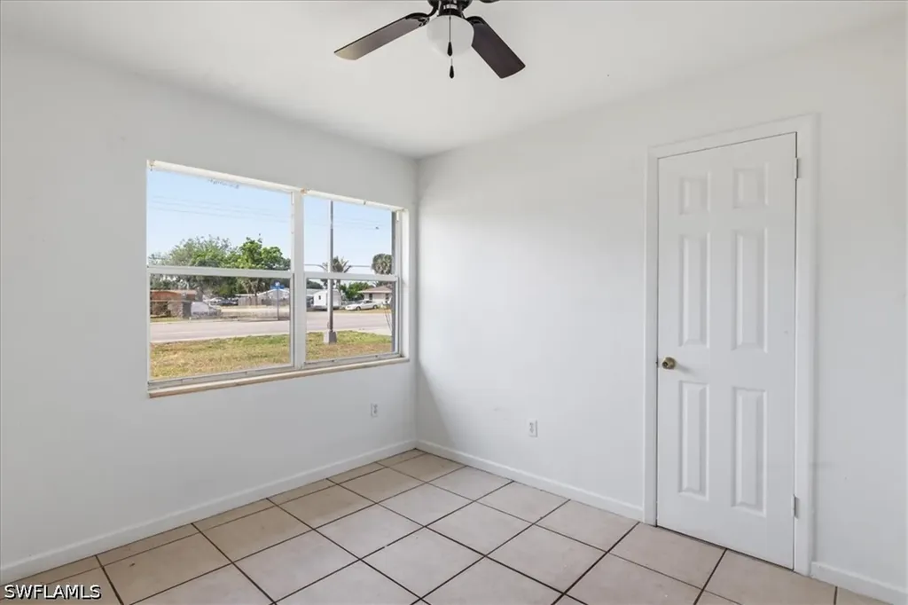 807 Leeland Heights Boulevard E Lehigh Acres FL 33936