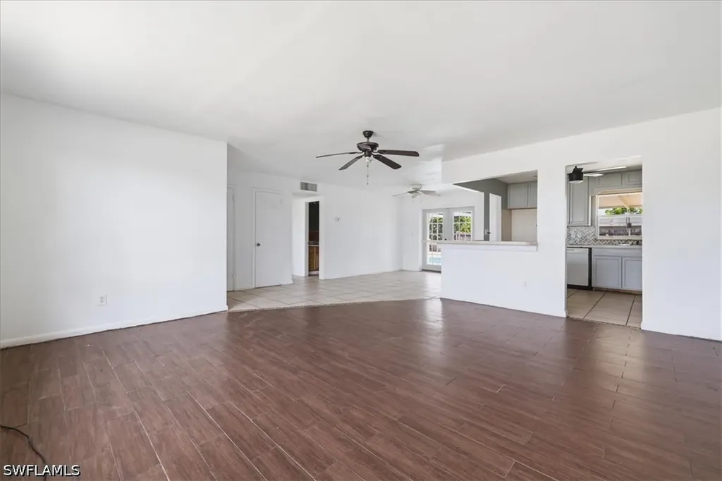 807 Leeland Heights Boulevard E Lehigh Acres FL 33936