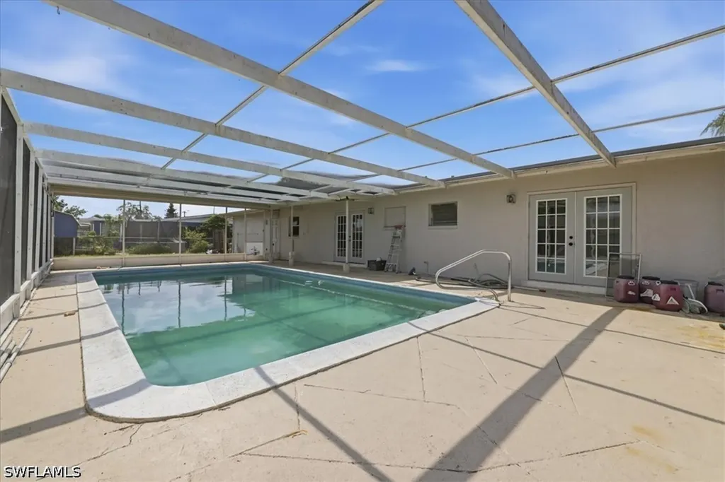 807 Leeland Heights Boulevard E Lehigh Acres FL 33936