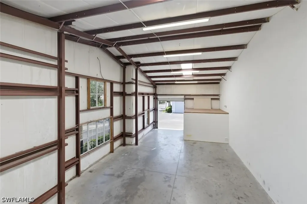 4776 Radio Road Naples FL 34104