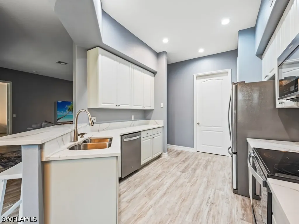 6021 Jonathans Bay Circle Fort Myers FL 33908