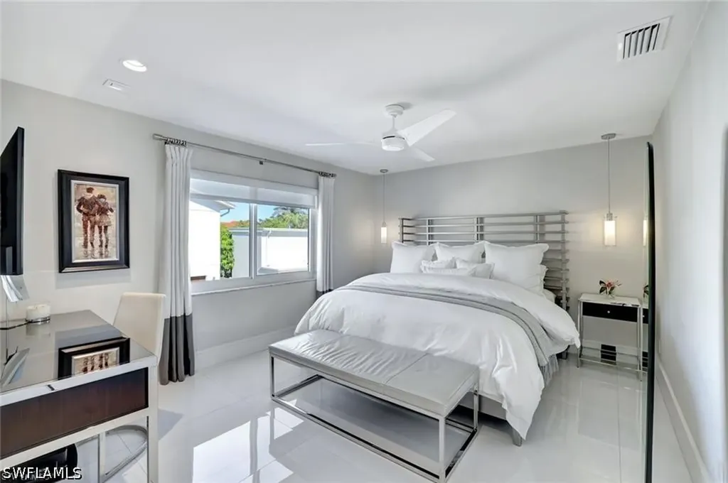 231 3rd Avenue S Naples FL 34102