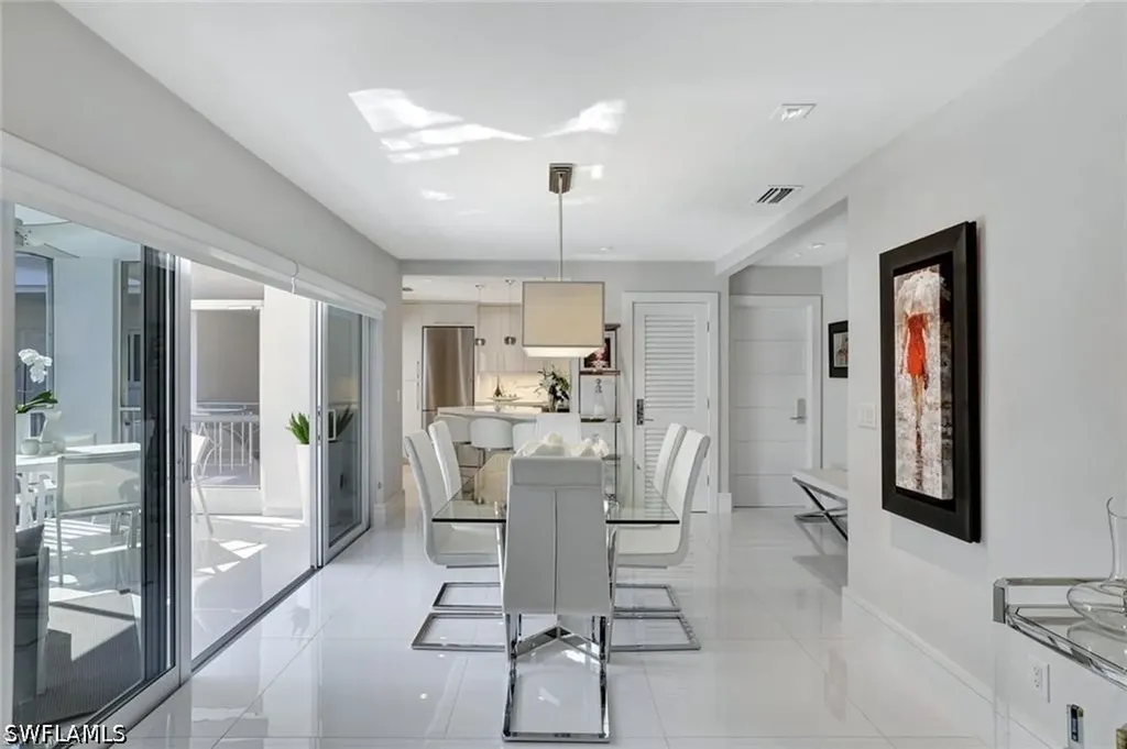 231 3rd Avenue S Naples FL 34102