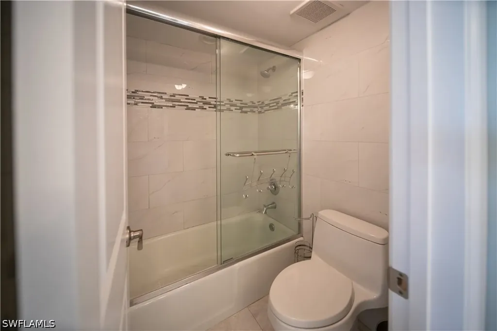 1086 Forest Lakes Drive Naples FL 34105
