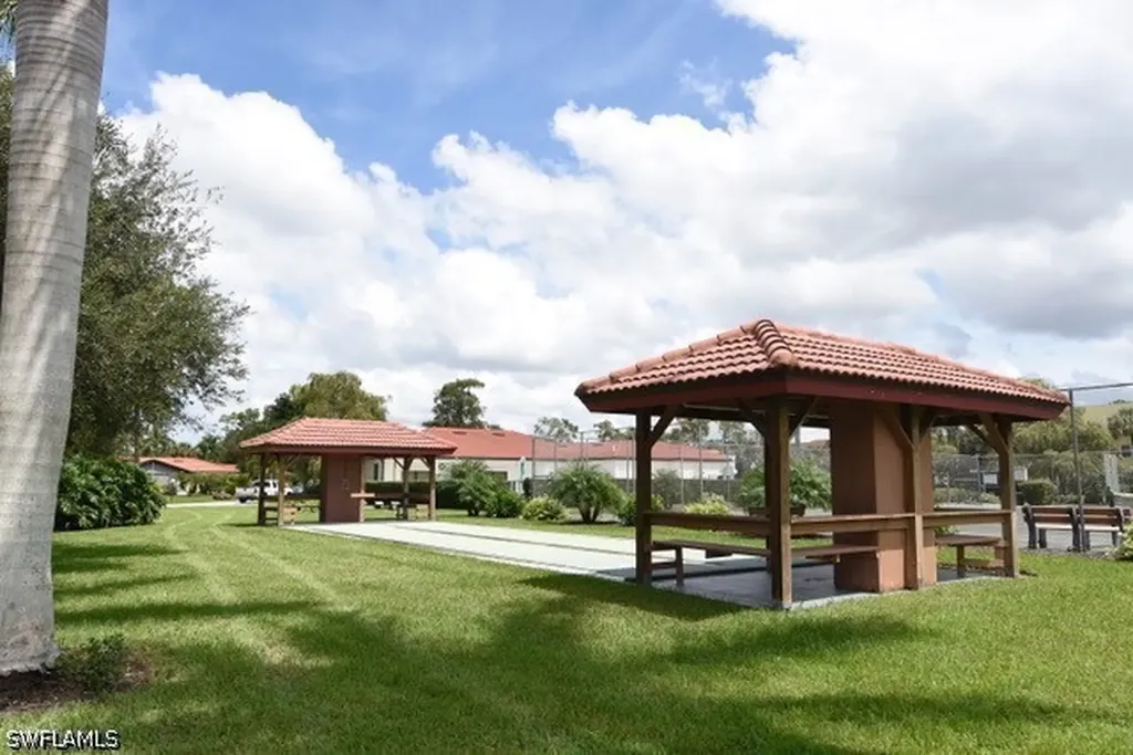 1086 Forest Lakes Drive Naples FL 34105