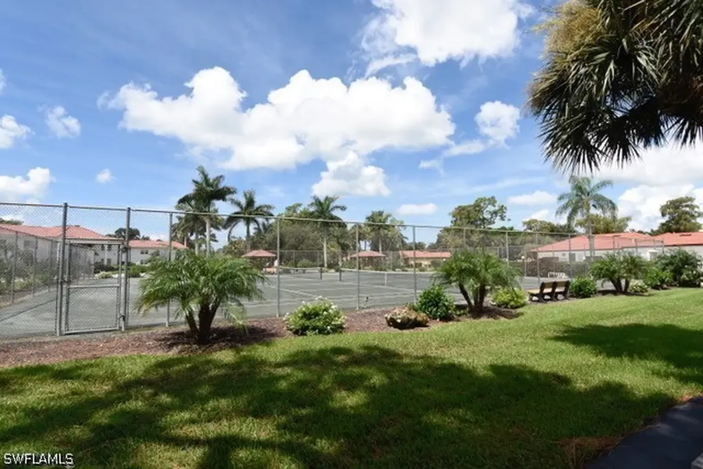 1086 Forest Lakes Drive Naples FL 34105