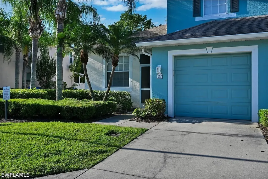 3616 Pine Oak Circle Fort Myers FL 33916