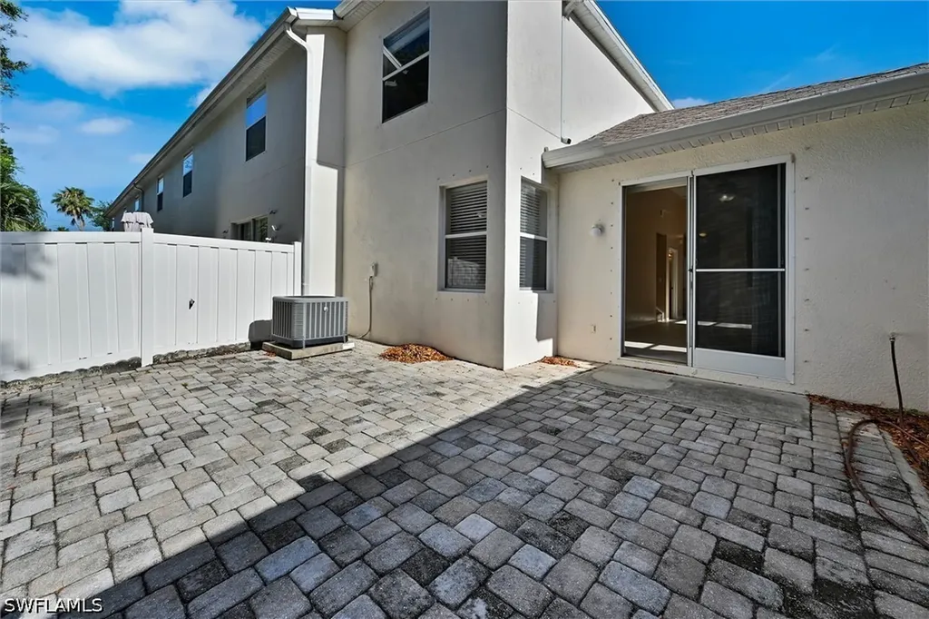 3616 Pine Oak Circle Fort Myers FL 33916