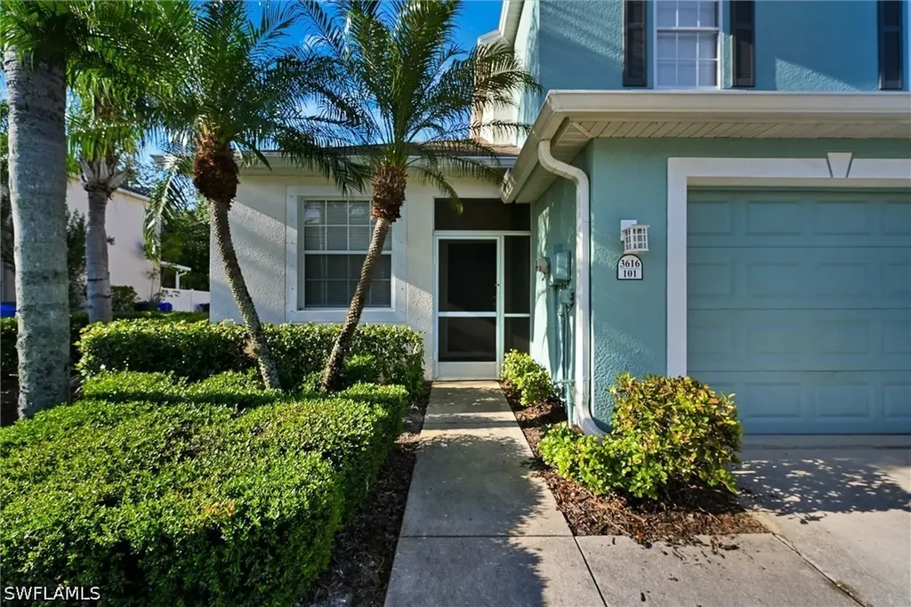 3616 Pine Oak Circle Fort Myers FL 33916