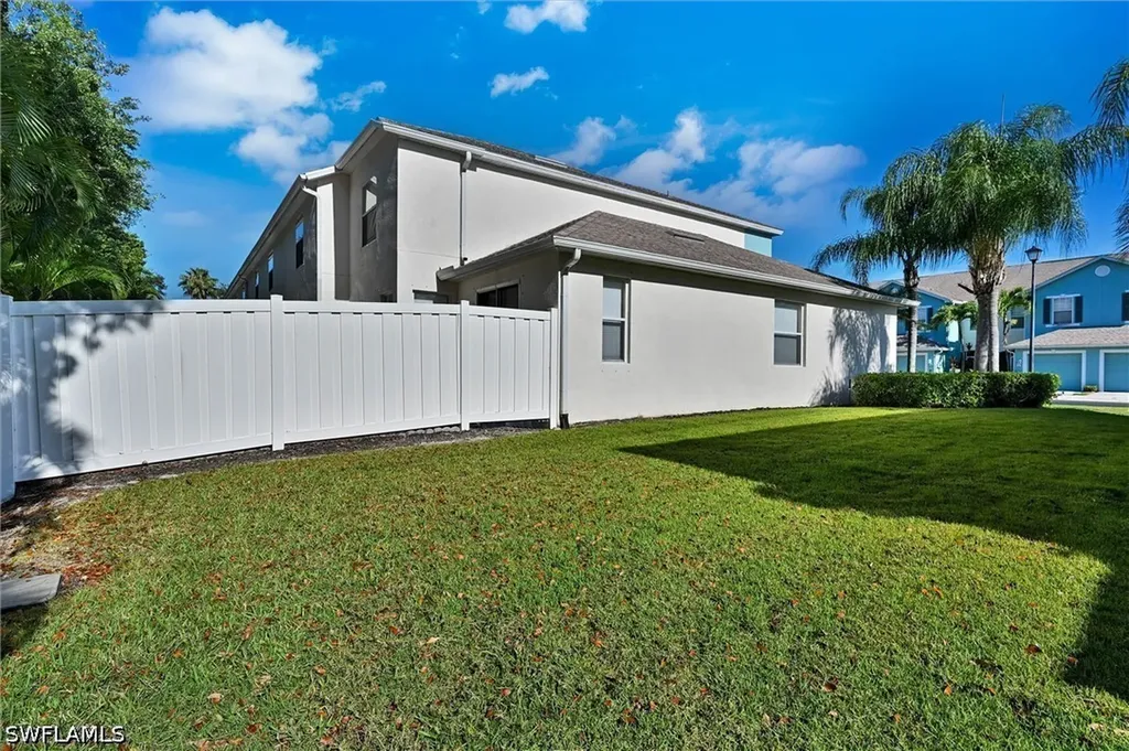 3616 Pine Oak Circle Fort Myers FL 33916