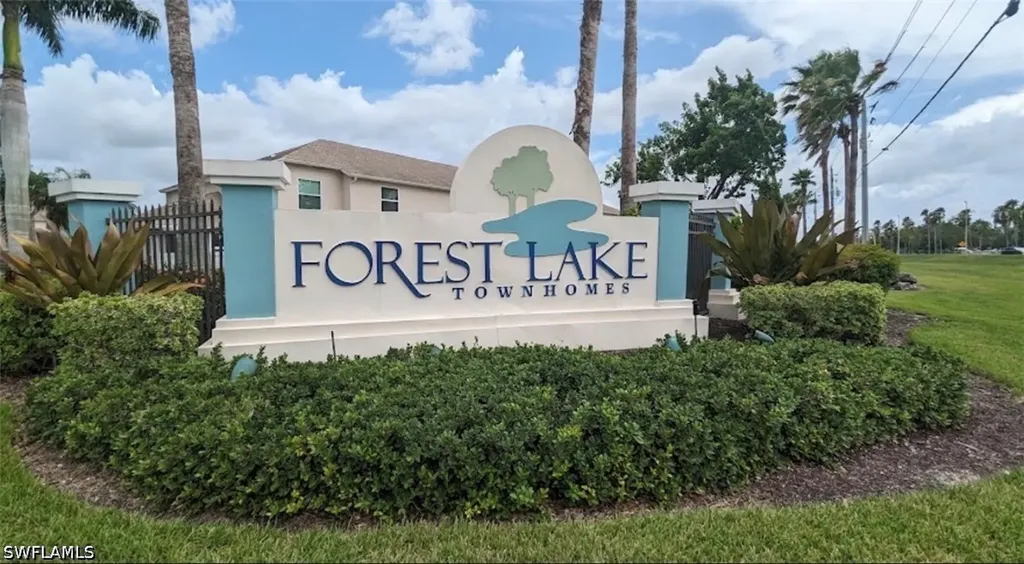 3616 Pine Oak Circle Fort Myers FL 33916