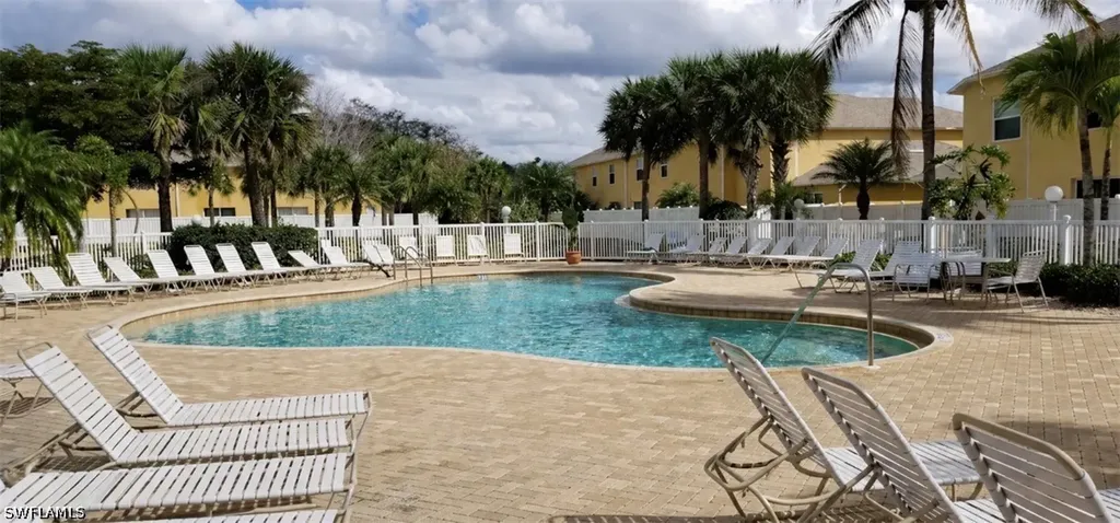 3616 Pine Oak Circle Fort Myers FL 33916