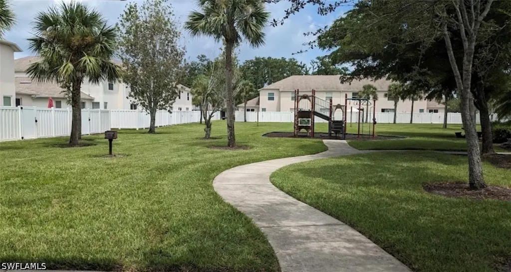 3616 Pine Oak Circle Fort Myers FL 33916
