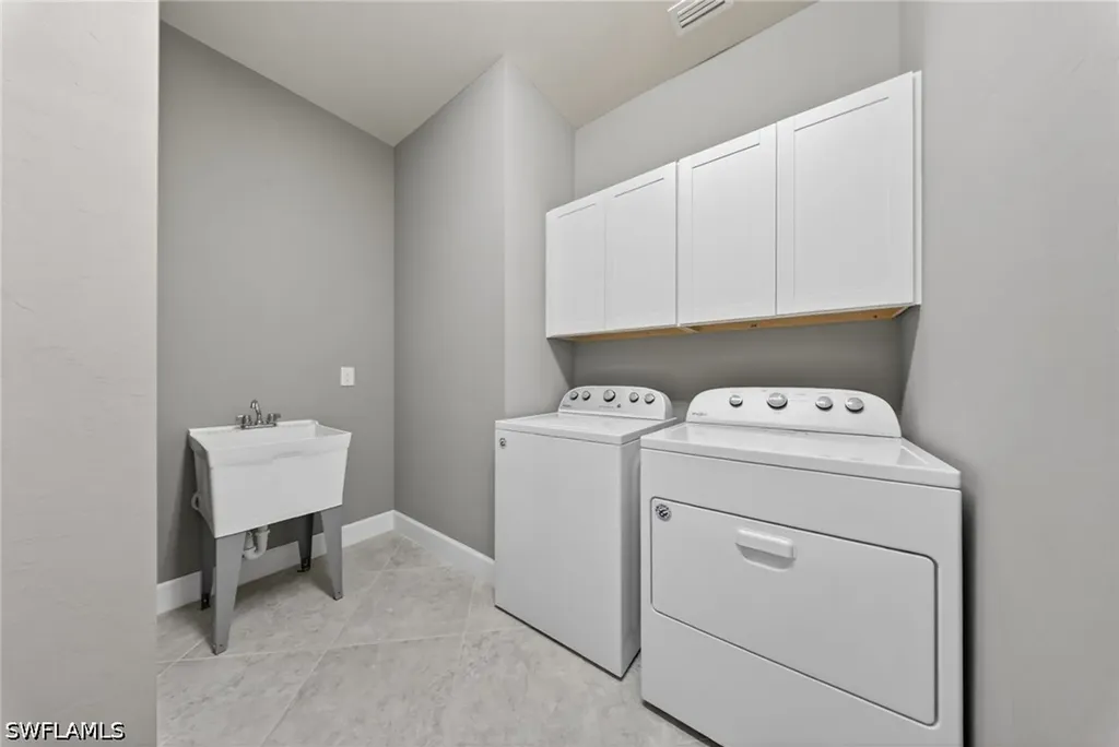17316 Ashcomb Way Estero FL 33928