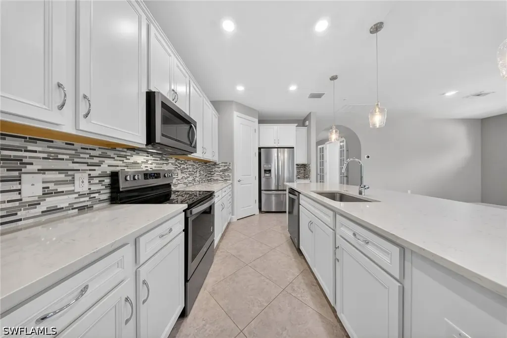 17316 Ashcomb Way Estero FL 33928