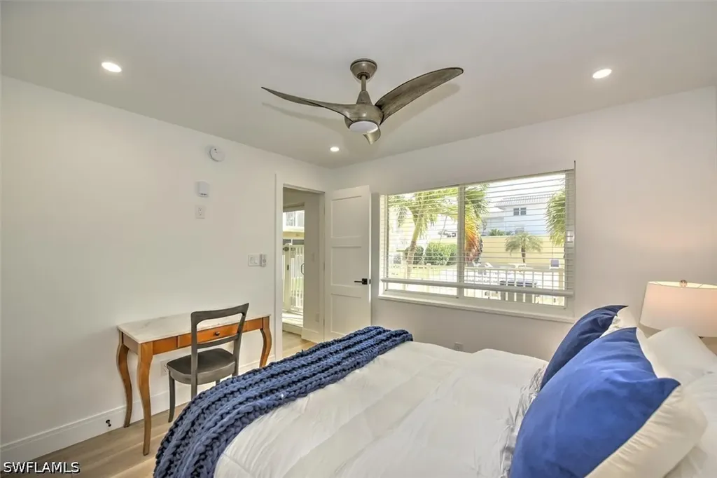 1100 8th Avenue S Naples FL 34102