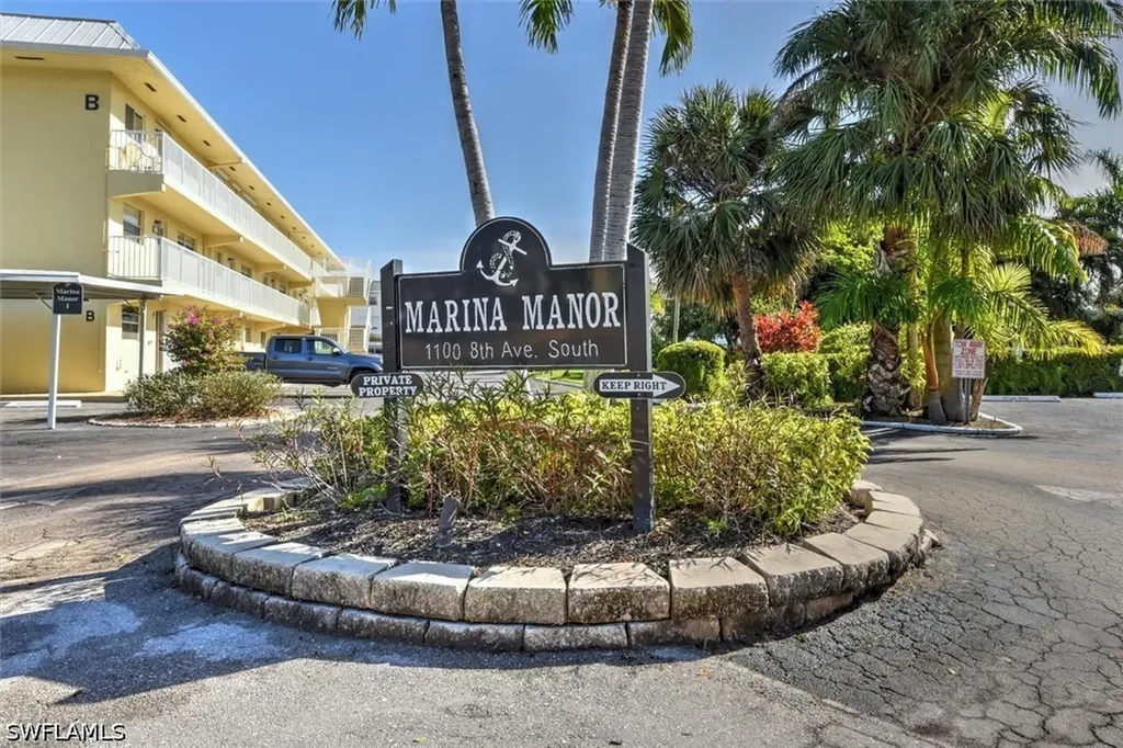 1100 8th Avenue S Naples FL 34102