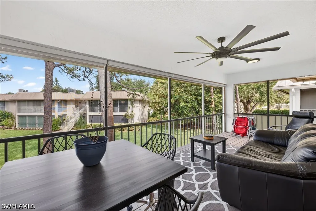 1549 Sandpiper Street Naples FL 34102
