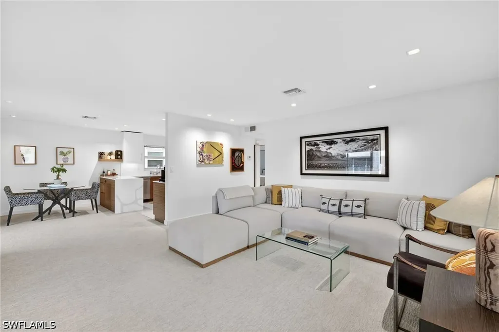 1549 Sandpiper Street Naples FL 34102
