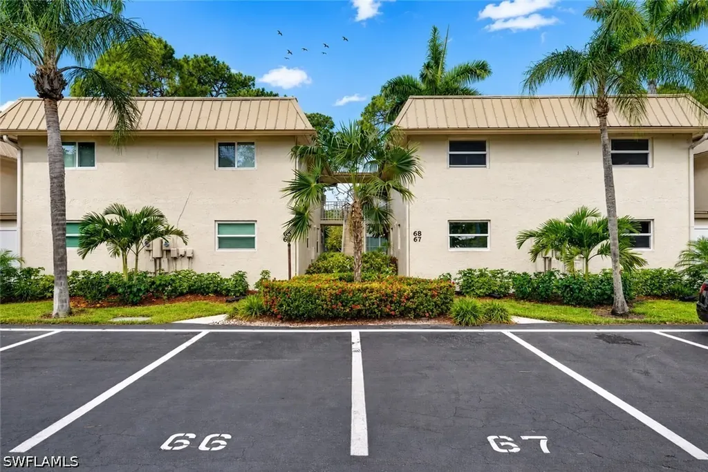 1549 Sandpiper Street Naples FL 34102