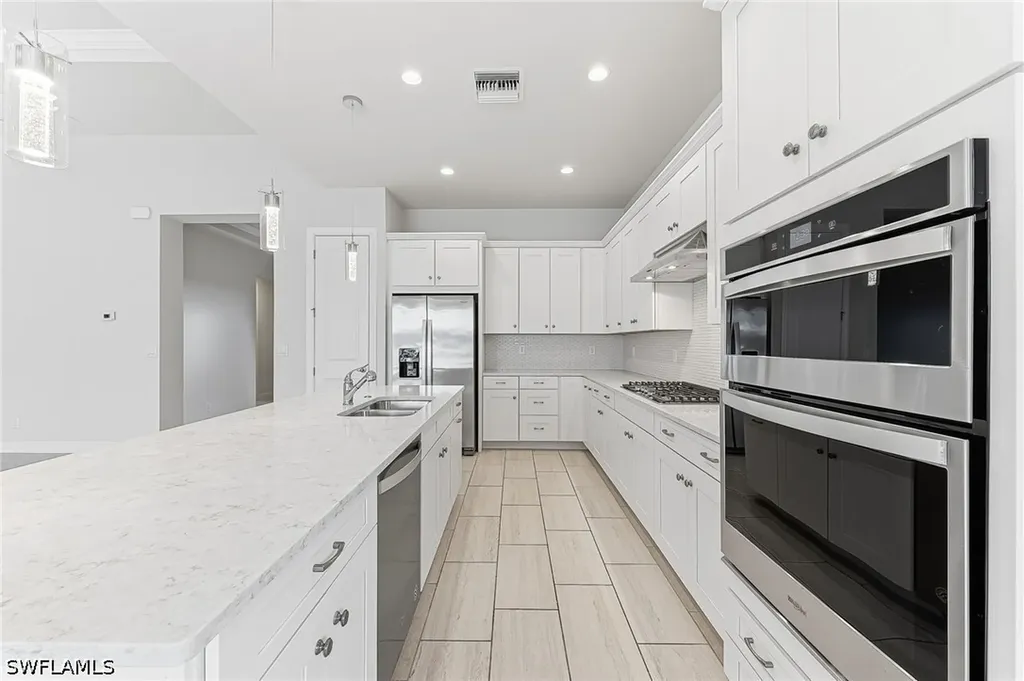 8957 Mustique Lane Naples FL 34114