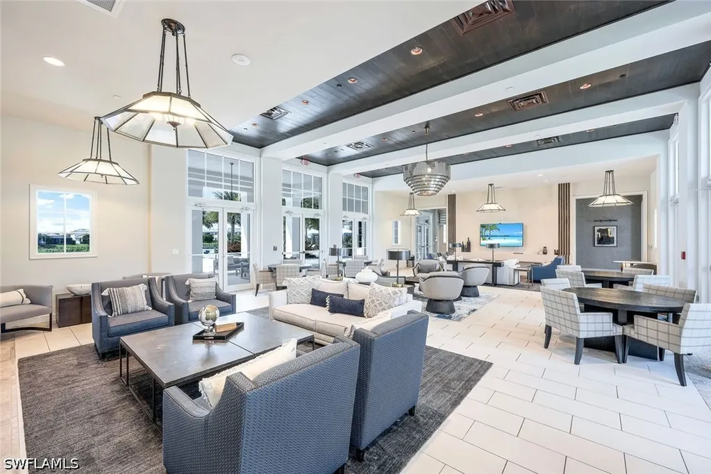 8957 Mustique Lane Naples FL 34114