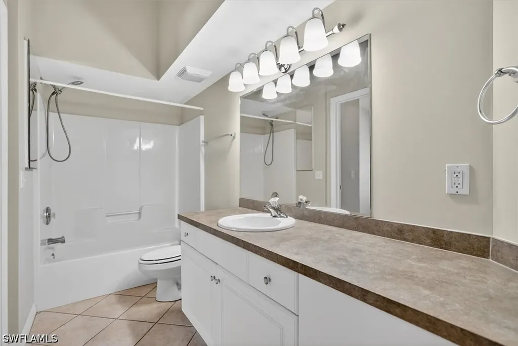 25730 Lake Amelia Way Bonita Springs FL 34135