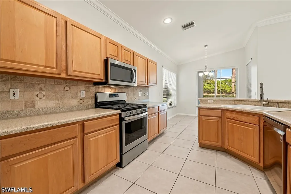 17929 Modena Road Miromar Lakes FL 33913