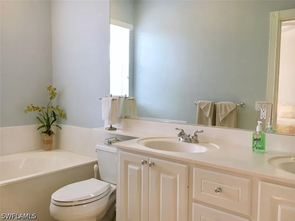 8047 Sorrento Lane Naples FL 34114