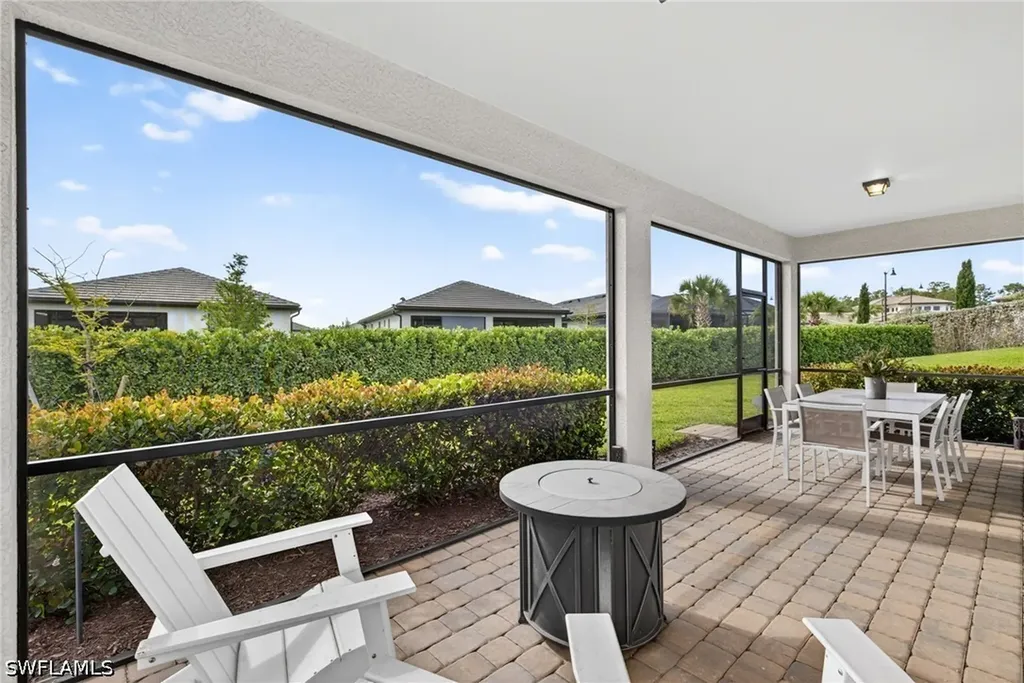 1918 Mesa Lane Naples FL 34120