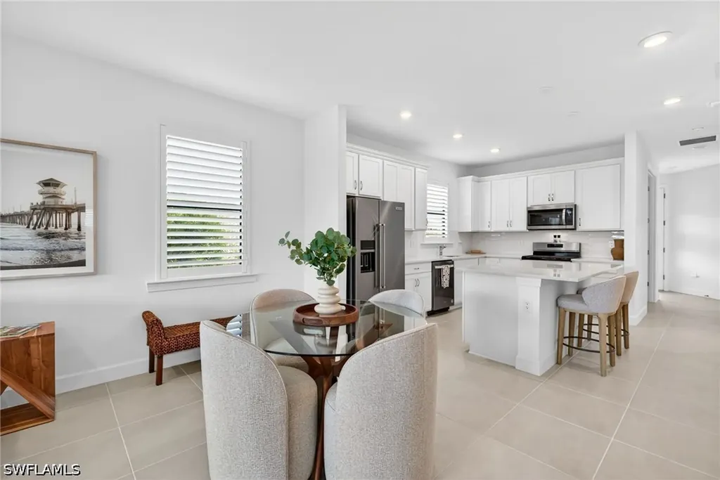 1918 Mesa Lane Naples FL 34120