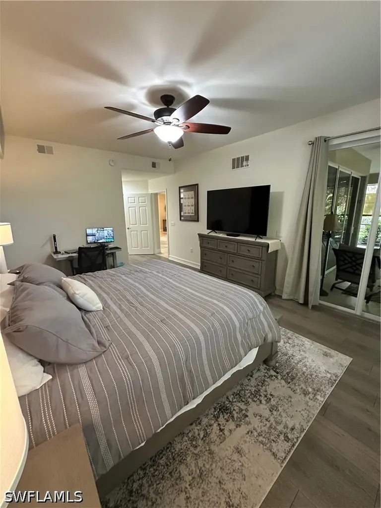 2004 Tarpon Bay Drive N Naples FL 34119