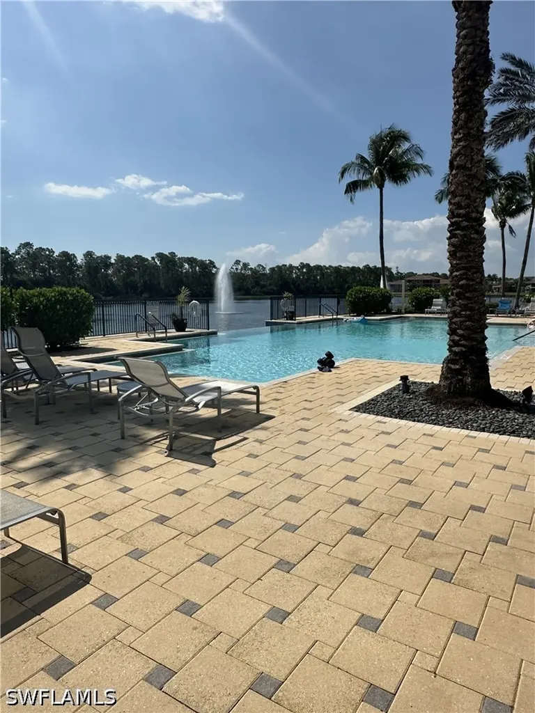 2004 Tarpon Bay Drive N Naples FL 34119