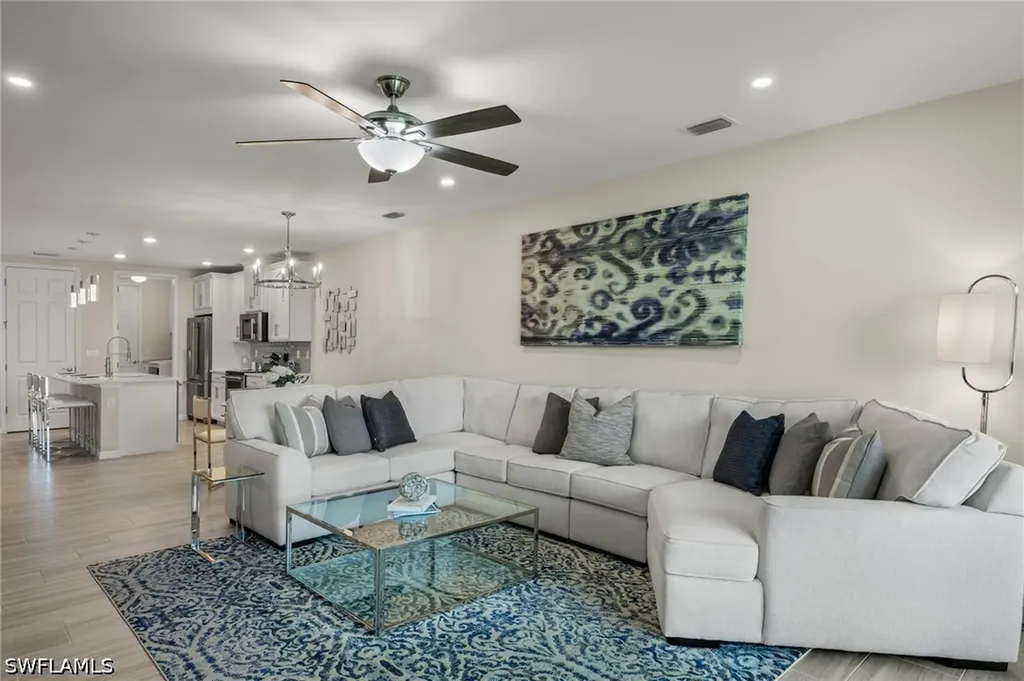 14680 Edgewater Circle Naples FL 34114