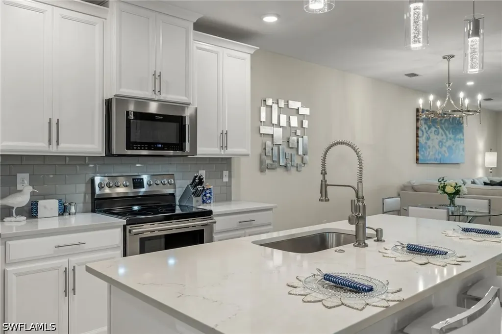 14680 Edgewater Circle Naples FL 34114