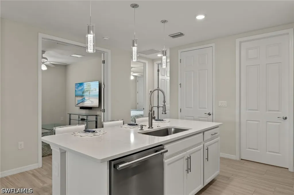 14680 Edgewater Circle Naples FL 34114