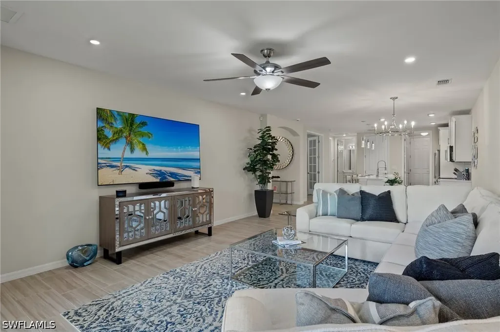 14680 Edgewater Circle Naples FL 34114
