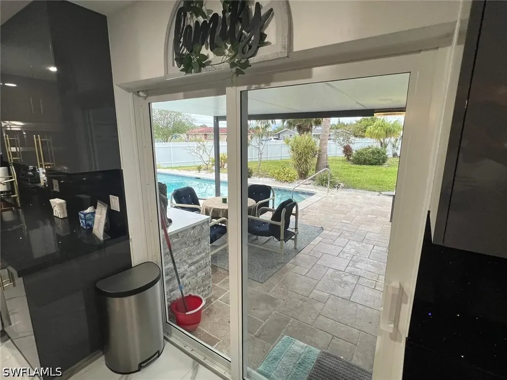 1118 NE Pine Island Lane Cape Coral FL 33909