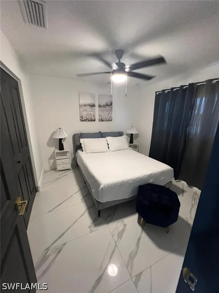 1118 NE Pine Island Lane Cape Coral FL 33909