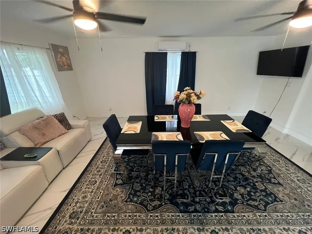 1118 NE Pine Island Lane Cape Coral FL 33909