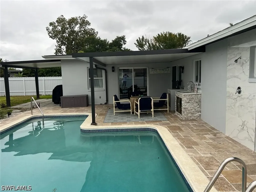1118 NE Pine Island Lane Cape Coral FL 33909